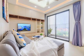 Modern Apartment - Garden Gate